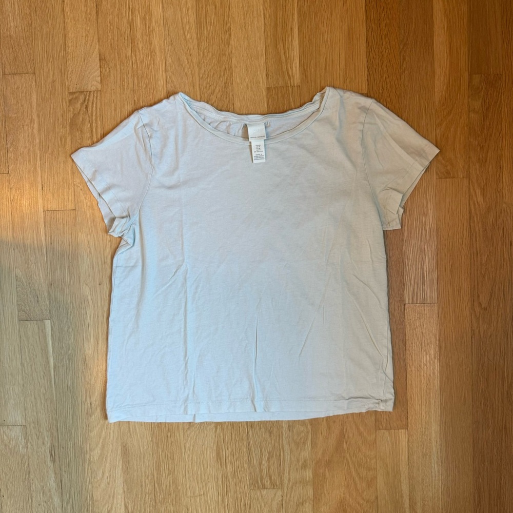 H&M Basic 100% Cotton Tee, M